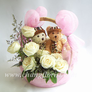 White Roses & Bears Basket